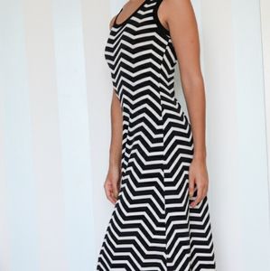 CALVIN KLEIN striped maxi dress